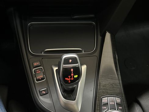 Used 2018 BMW 430i Coupe w/ Premium Package image 12