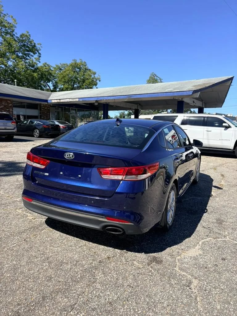 Used 2018 Kia Optima LX FWD image 6