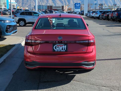 New 2026 Volkswagen Jetta SE image 7