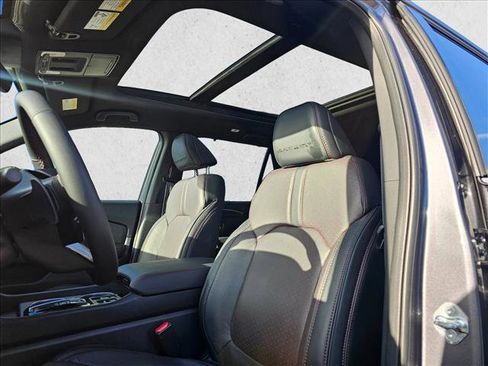 New 2025 Honda Pilot Black Edition image 17
