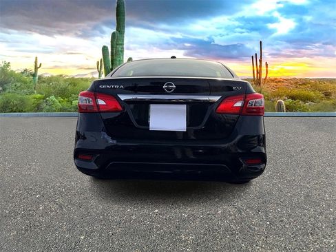 Used 2019 Nissan Sentra SV image 5