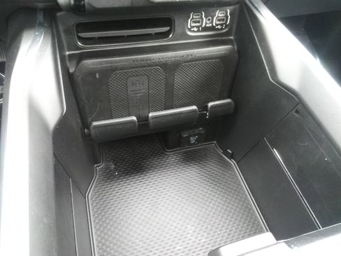 Used 2024 RAM 1500 Laramie image 24