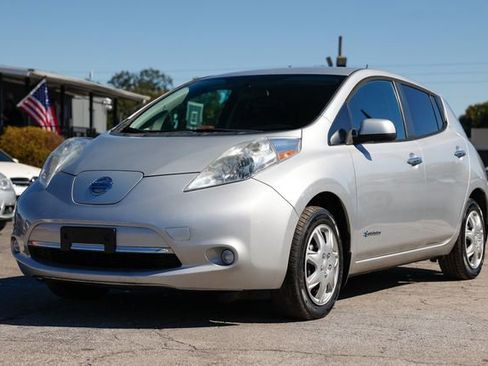 Used 2016 Nissan Leaf S w/ Charger Package image 4