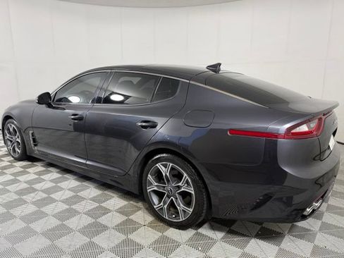 Used 2020 Kia Stinger GT-Line w/ Sun & Sound Package RWD image 4