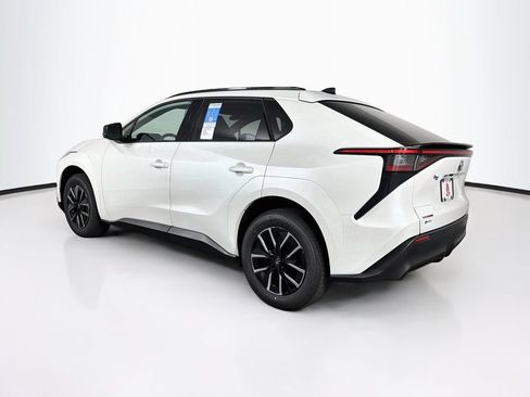 New 2026 Toyota bZ FWD image 6