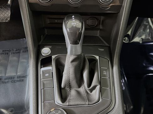 Used 2024 Volkswagen Tiguan Wolfsburg Edition image 24