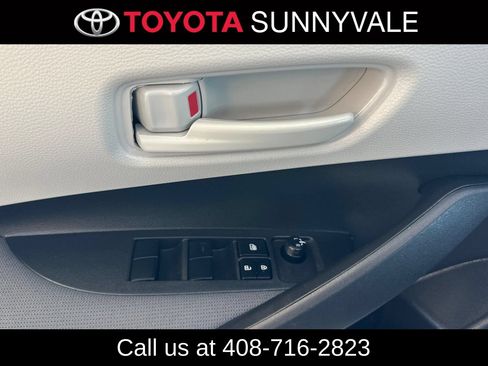 Used 2024 Toyota Corolla LE FWD image 17