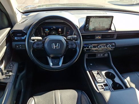 Certified 2023 Honda Pilot Elite image 11
