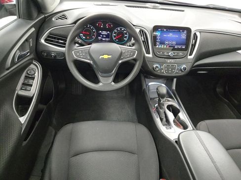 Used 2024 Chevrolet Malibu LT image 19
