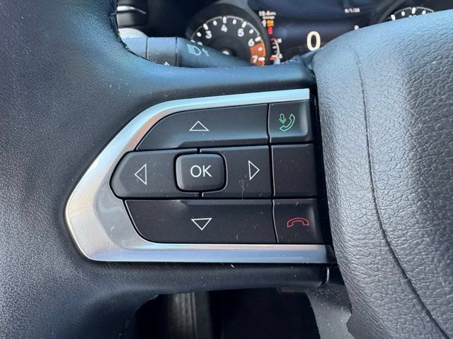 Used 2022 Jeep Compass Latitude AWD/4WD image 15