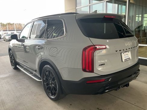 Used 2022 Kia Telluride EX w/ EX Premium Package image 23