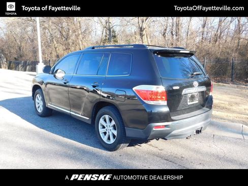 Used 2013 Toyota Highlander SE image 10