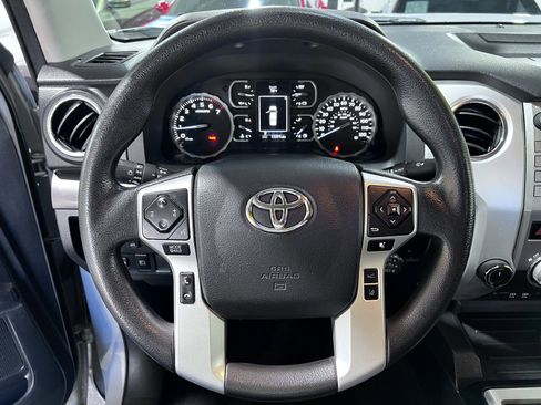 Used 2020 Toyota Tundra SR5 w/ SR5 Upgrade Package image 10