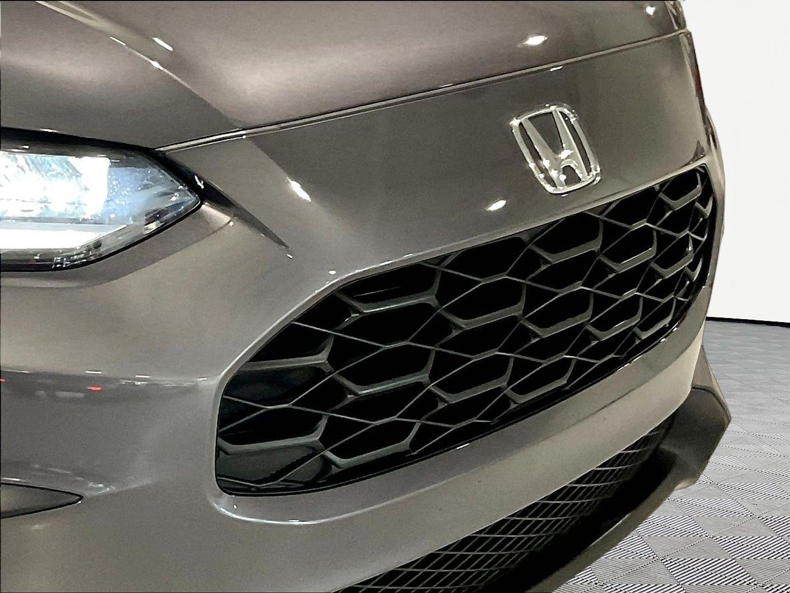 Used 2025 Honda HR-V LX image 32