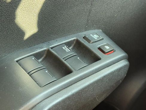 Used 2010 Honda Fit Sport image 18