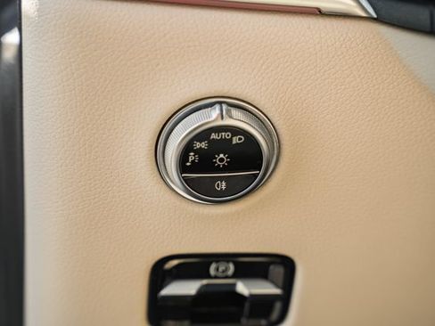 Used 2023 Mercedes-Benz GLC 300 4MATIC image 40