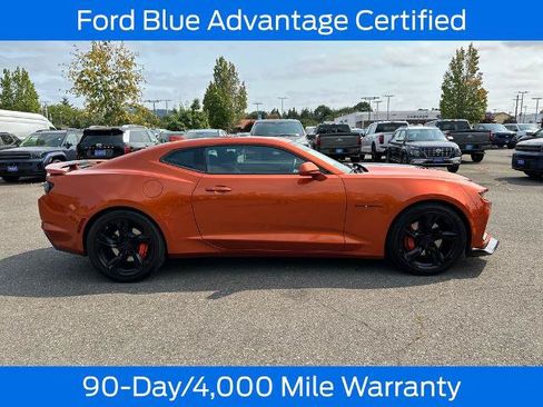 Used 2023 Chevrolet Camaro SS RWD image 9