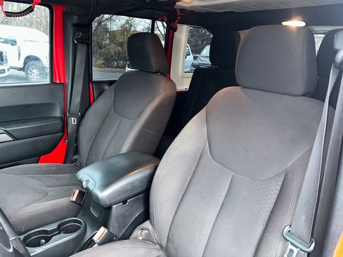 Used 2015 Jeep Wrangler Unlimited Sport w/ Quick Order Package 24S image 31