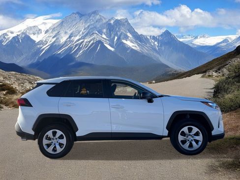 Certified 2025 Toyota RAV4 LE image 6