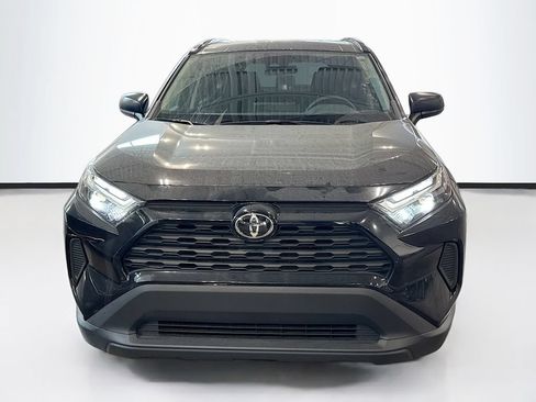 Used 2025 Toyota RAV4 LE AWD/4WD image 2