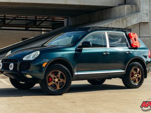 Used 2004 Porsche Cayenne Turbo AWD/4WD image 34