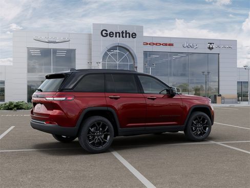 New 2025 Jeep Grand Cherokee Limited image 2