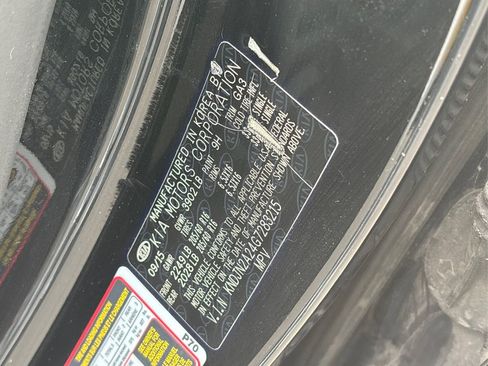Used 2016 Kia Soul FWD image 14