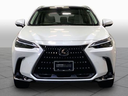 Used 2025 Lexus NX 450h+ AWD w/ Accessory Package (2T) image 4