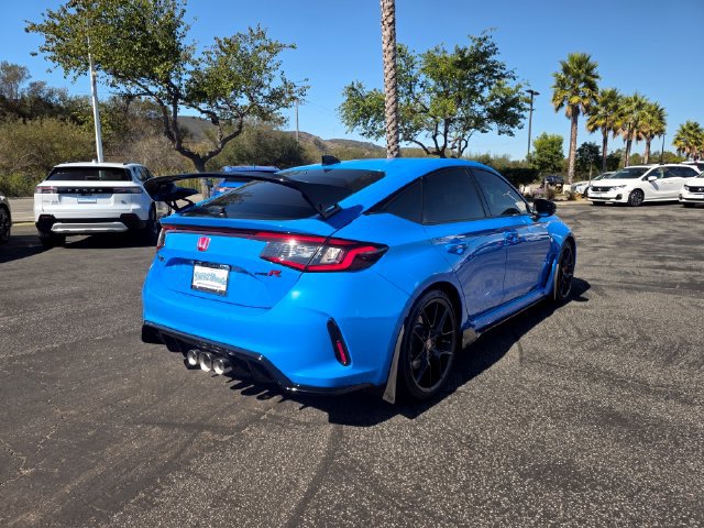 Used 2025 Honda Civic Type R image 17