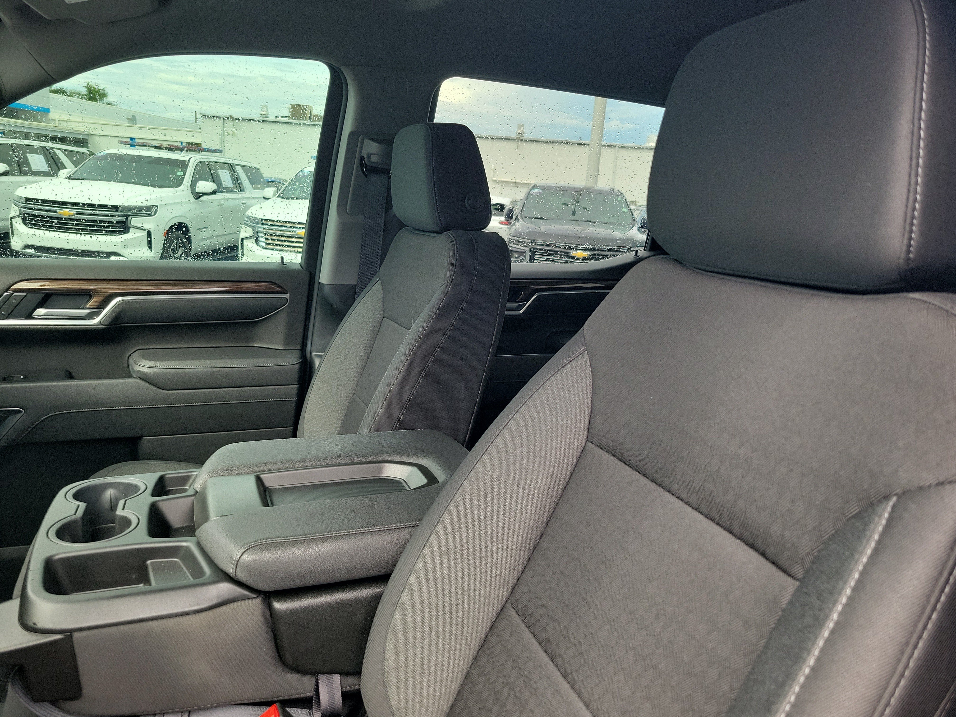 Used 2026 Chevrolet Silverado 1500 LT w/ All Star Edition Plus RWD image 14