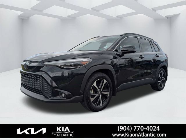 Used 2024 Toyota Corolla Cross AWD Hybrid w/ Convenience Package image 7