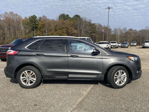 Used 2020 Ford Edge SEL w/ Convenience Package image 8