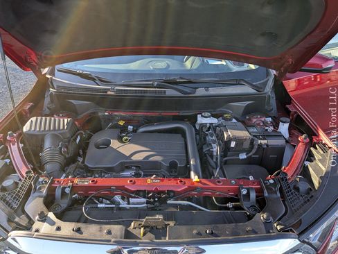 Used 2024 GMC Terrain Denali image 9