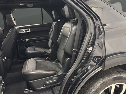 Used 2022 Ford Explorer ST-Line AWD/4WD image 22