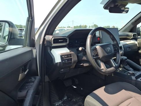 Used 2024 Toyota Tacoma TRD Off-Road AWD/4WD image 10