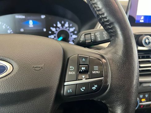 Used 2020 Ford Escape SEL image 25