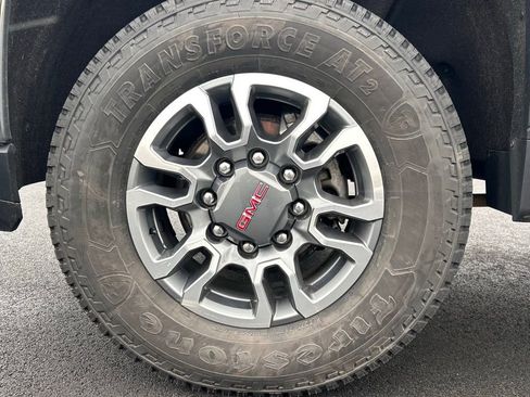 Certified 2021 GMC Sierra 2500 SLE w/ SLE Value Package; image 12