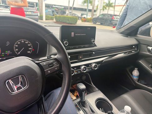 Used 2024 Honda Civic Sport image 8