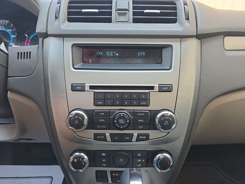 Used 2012 Ford Fusion SE FWD image 18