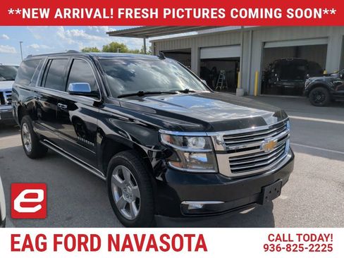 Used 2020 Chevrolet Suburban Premier w/ Max Trailering Package AWD/4WD image 1