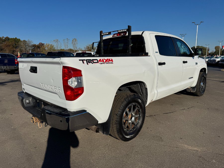 Used 2018 Toyota Tundra SR5 AWD/4WD image 5