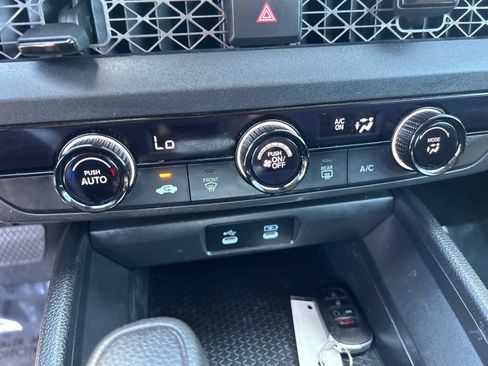 Certified 2025 Honda Accord LX image 24