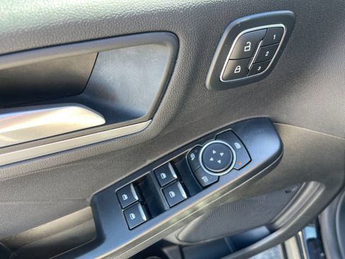 Used 2024 Ford Escape Platinum AWD/4WD image 13