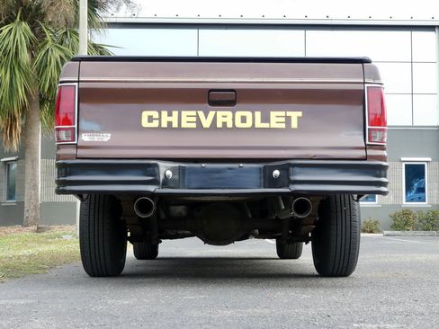 Used 1988 Chevrolet S10 Pickup 2WD Regular Cab image 19