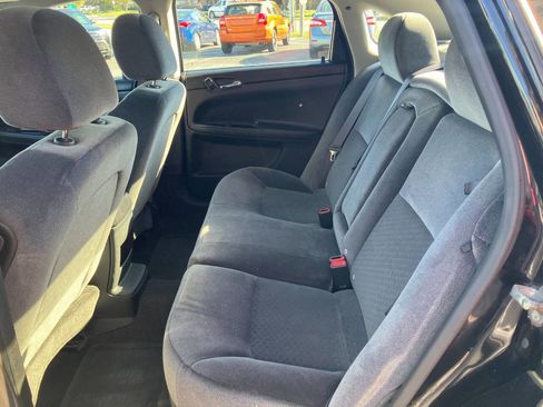 Used 2015 Chevrolet Impala LT w/ LT Sunroof Package image 12