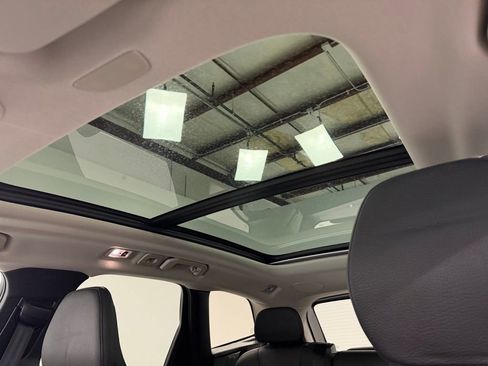 Used 2020 Volvo XC60 T5 Momentum w/ Protection Package Premier image 25