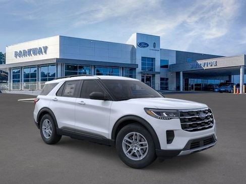 New 2026 Ford Explorer Active image 7
