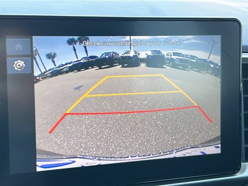 Used 2026 Hyundai Venue SEL FWD image 17