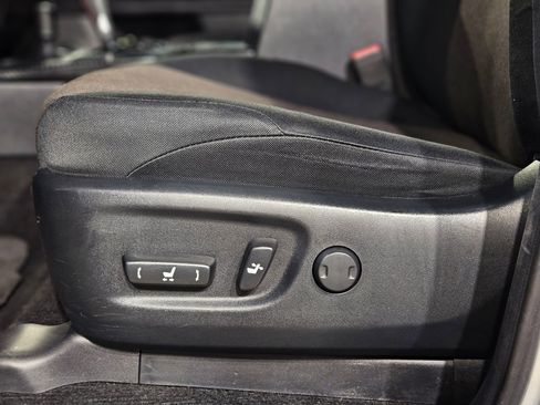 Used 2024 Toyota 4Runner TRD Off-Road image 23