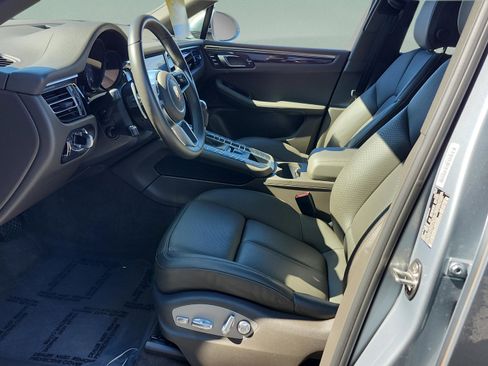 Used 2020 Porsche Macan S image 10